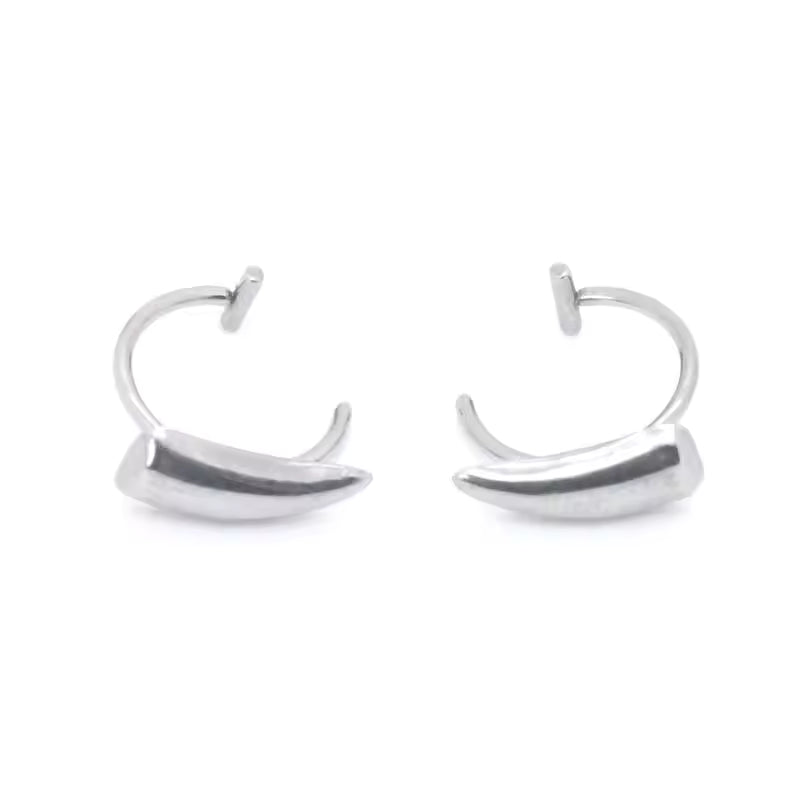 Wicked Punk Vampire Fangs 2 Piece Lip Ring Set